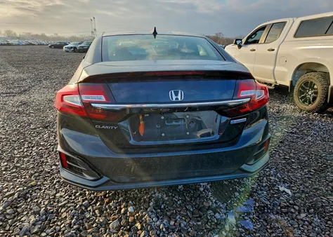 2021 Honda Clarity z USA, uszkodzony, nr VIN JHMZC5F1XMC001137